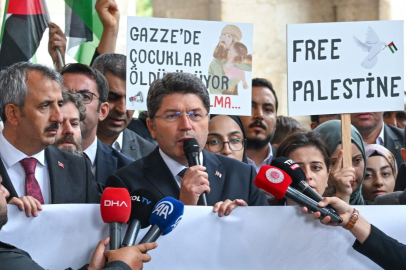 BAKAN TUNÇ: GAZZE'DE YAŞANAN VAHŞET, İNSANLIĞIN KARA LEKESİ VE VİCDANLARIN ORTAK YARASIDIR