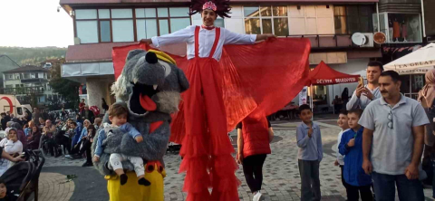 Devrek Belediyesi tarafından sünnet şöleni düzenlendi