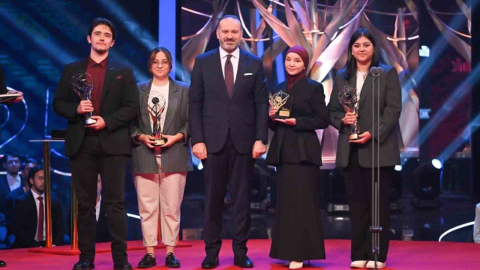 KBÜ öğrencilerinin belgeseli TRT geleceğin iletişimcileri yarışması’nda üçüncü oldu