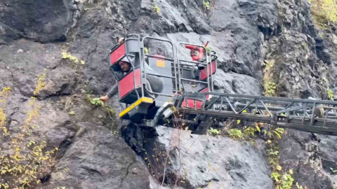 Amasra’da kayalardan sarkan kablolar paniğe neden oldu: 19 yıl önce patlatılan dinamitlerden kaynaklandığı ortaya çıktı
