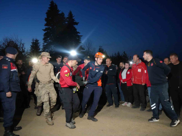 Anne ve oğlunun cenazeleri, Adli Tıp Kurumu’na gönderildi