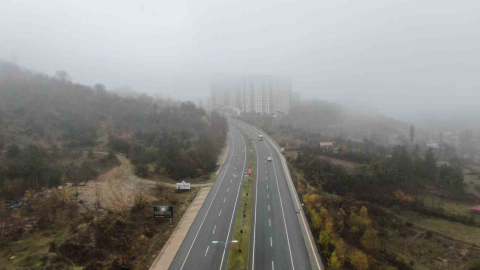 Sis etkili oldu, görüş mesafesi 50 metreye kadar düştü