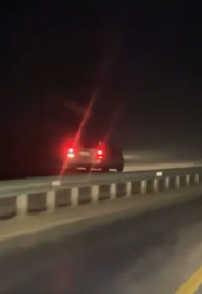 Aracıyla ters şeritte ilerleyen sürücü tehlike oluşturdu