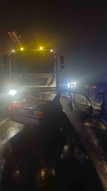 Zonguldak’ta kamyon ile otomobil çarpıştı: 3 yaralı