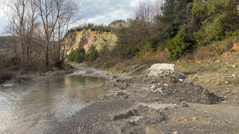Kıyıcak Mahallesi Kavaklı Sokak’ta çamur isyanı; "Çığlığımızı duyun"