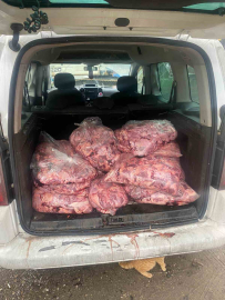 Jandarmanın durdurduğu araçtan 450 kilo bozulmuş et çıktı