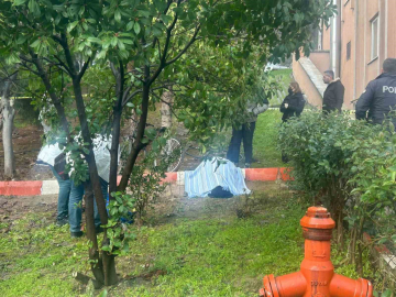 Karabük’te 5. kattan düşen yaşlı kadın yaşamını yitirdi