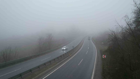 Zonguldak-Ereğli yolunda sis etkili oldu