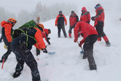 Kastamonu’da Ilgaz Dağı’nda "Çığda Arama Kurtarma" tatbikatı gerçekleştirildi