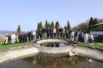 Vali Arslan yeni evlenecek çiftlerle bir araya geldi