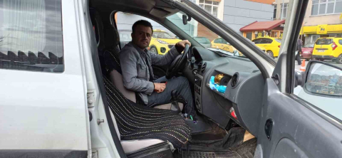 Otomobilini 50 gram altın karşılığında satışa çıkardı