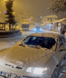 Kastamonu’nun yüksek kesimlerinde kar yağışı etkili oluyor
