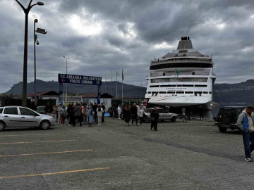 Yeni yılın ilk Rus turistleri Amasra’da