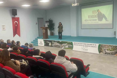 Bağımlılıkla mücadele eğitimleri sürüyor
