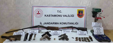 Kastamonu’da kaçak silah operasyonu