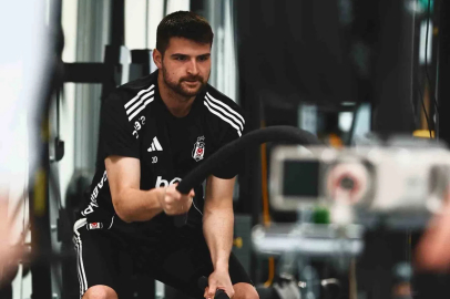 Beşiktaş salonda çalıştı

