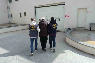 Dolandırıcılık suçundan aranan şahıs JASAT’tan kaçamadı
