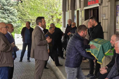 Minik Aybars gözyaşlarıyla son yolculuğuna uğurlandı
