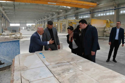 Eskipazar sarı traverten taşı için Afyon’da inceleme gezisi
