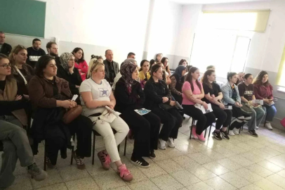 Velilere dijital çağ ve çocuk gelişimi semineri
