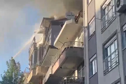 Amasra’da çatı yangını: Evlerindeki çifti vatandaşlar kurtardı
