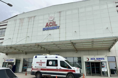 Özel halk otobüsünün altına giren motosiklet sürücüsü hayatını kaybetti

