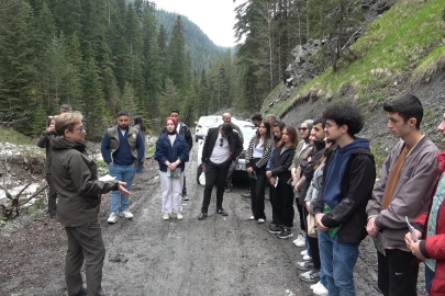 Dünya Biyolojik Çeşitlilik Günü’nde uygulamalı yaban hayatı eğitimi
