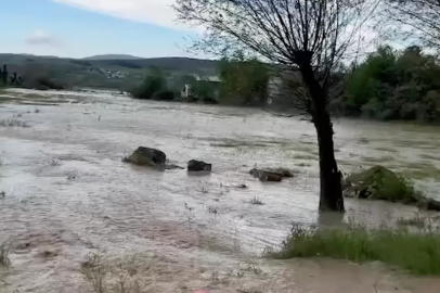 Kastamonu’da kuvvetli sağanak hayatı olumsuz etkiledi
