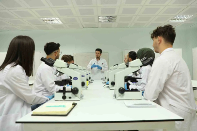 BARÜ’lü öğrencilerin TÜBİTAK 2209 başarısı devam ediyor

