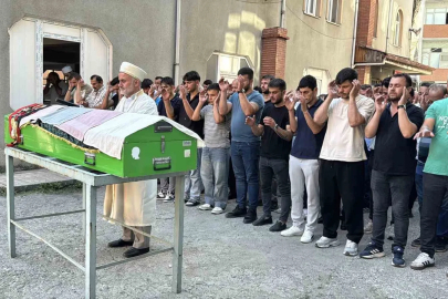 Eşi tarafından öldürülen 3 çocuk annesi kadın toprağa verildi
