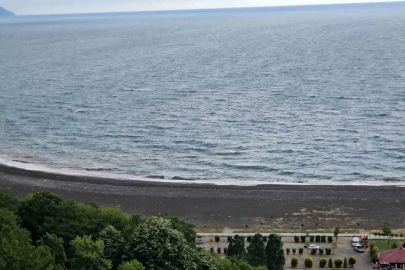 Zonguldak’ta sıcaklık 9 derece düştü, denize girişler yasaklandı
