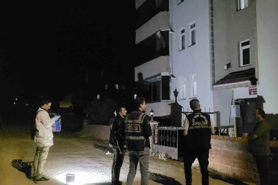 Balkondan düşen yaşlı adam hayatını kaybetti
