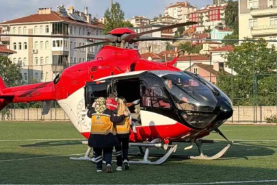 Üzerine kaynar su dökülen bebek için helikopter ambulans havalandı
