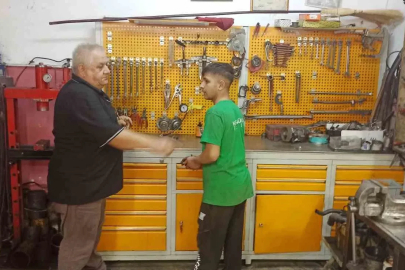 12 yaşında girdiği sanayide 45 yıl devirip 20’den fazla usta yetiştirdi
